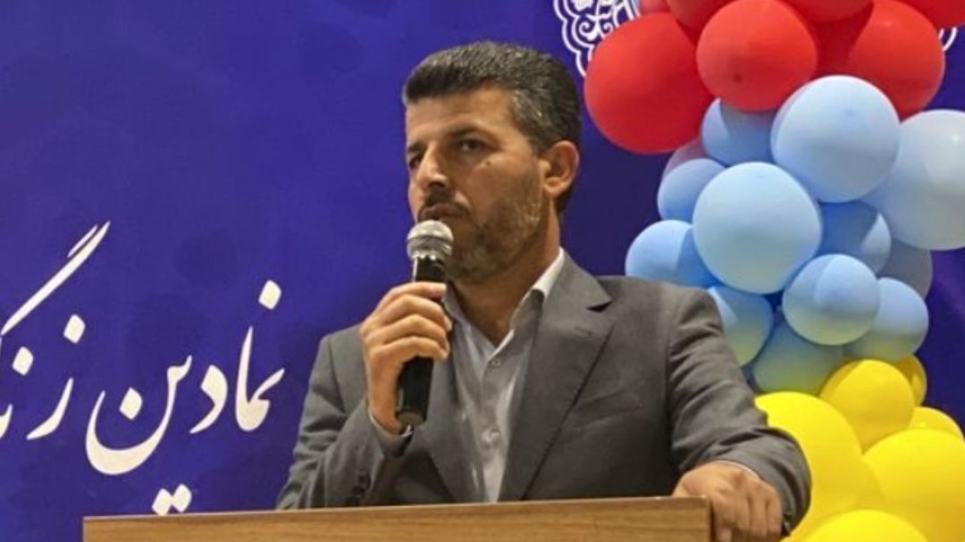 احداث چمن ورزشی در مدارس دارای حیاط مناسب در دستور کار است.