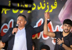 مراسم استقبال از سعید اسماعیلی قهرمان کشتی و مهدی بشیر زاده داور بین المللی در دزفول