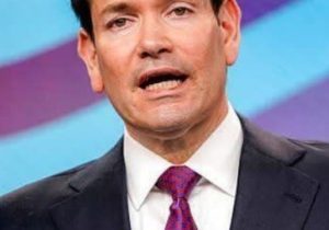 وزیر خارجه آمریکا خواستار گفت‌وگو با ایران شد