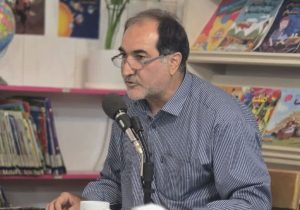 برخلاف برخی بحران‌های پیچیده اجتماعی که راه حل‌های بلندمدت و می‌طلبند دیپلماسی صلح‌جویانه یک ابزار فوری است