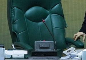 حق دزفول، حداقل دو نماینده‌ی مجلس است