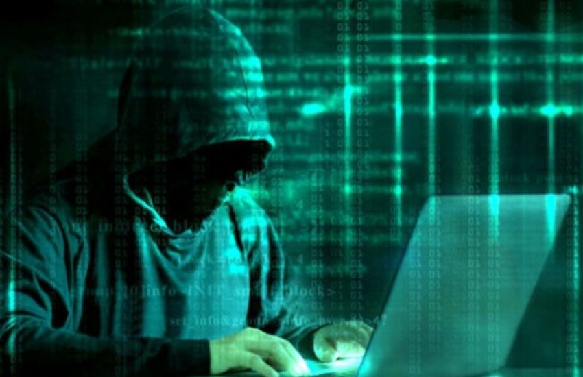 شیاد سایبری و عامل انتشار تصاویر خصوصی ۱۵ دختر نوجوان در دزفول دستگیر شد