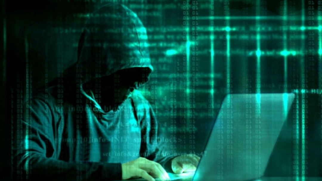 شیاد سایبری و عامل انتشار تصاویر خصوصی ۱۵ دختر نوجوان در دزفول دستگیر شد