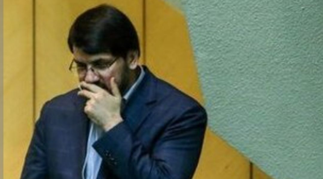 تمرکز مهرداد بذرپاش وزیر سابق راه و شهرسازی بر سر مسائل حاشیه ای به جای مسائل زیرساختی