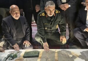 حرم سبزقبا (ع) با اتحاد و همراهی مردم و مسوولان بازسازی خواهد شد