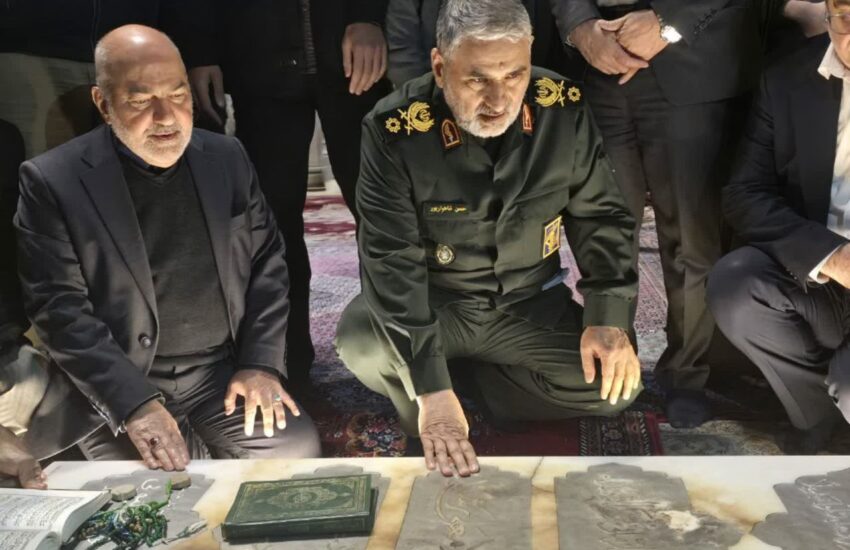 حرم سبزقبا (ع) با اتحاد و همراهی مردم و مسوولان بازسازی خواهد شد