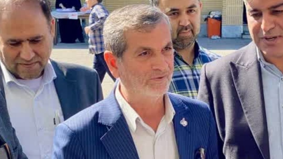هتک حرمت والدین یکی از دانش آموزان به برگزاری برنامه مذهبی در حرم حضرت سبزقبا ع  و توهین به یکی از دبیران آموزش و پرورش پیگیری حقوقی می‌شود