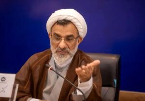 واکنش دبیر شورای عالی انقلاب فرهنگی به بازگشت برخی هنرمندان به کشور